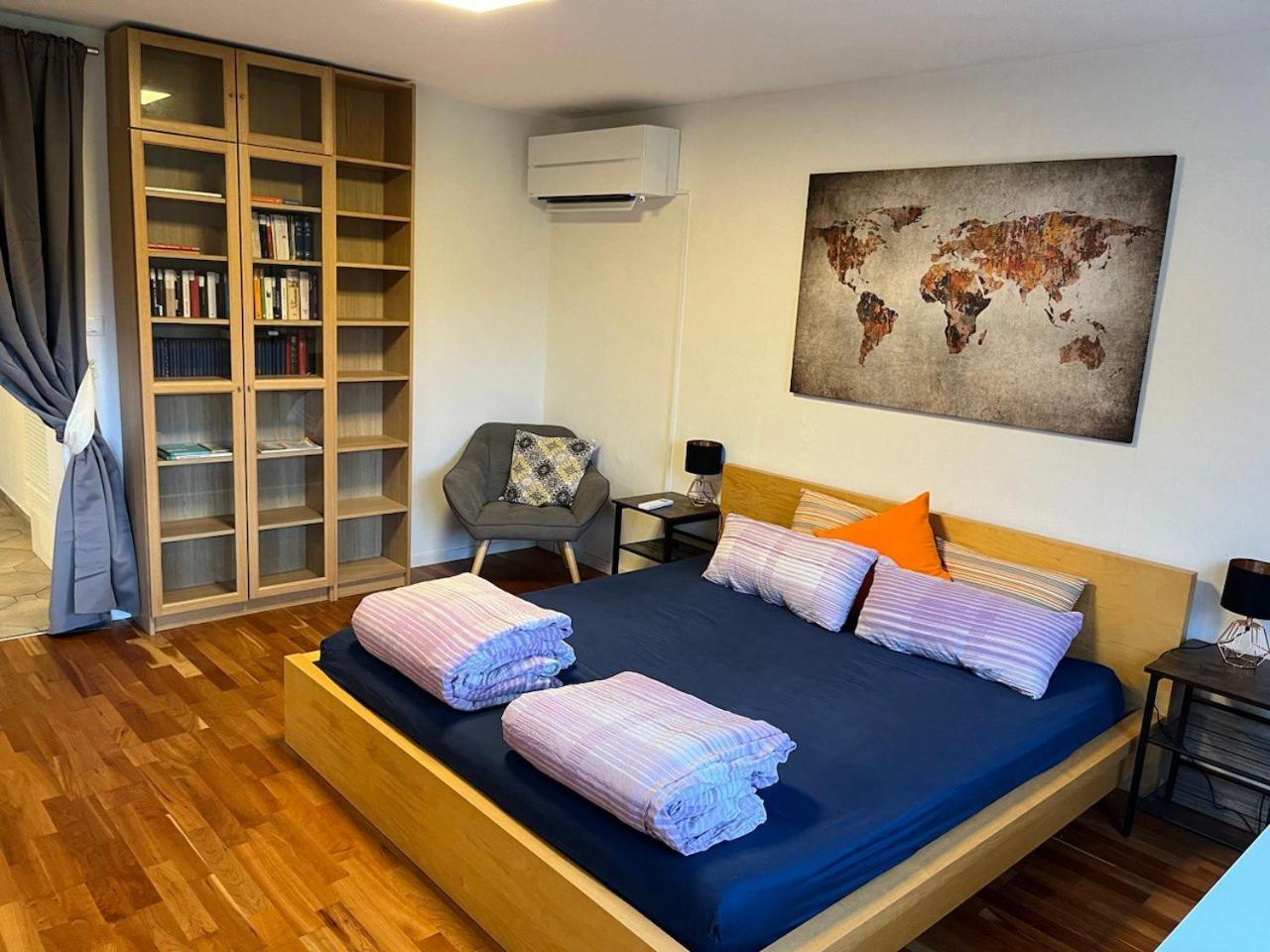 Gemuetliche 3 Zimmer Wohnung Mit Grosszuegiger Terrasse Im Gruenen Reutlingen Esterno foto